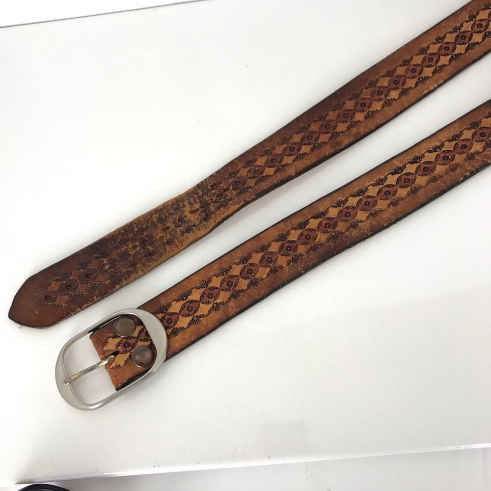 Vintage Brown Tooled Leather Distressed Western Belt - Picture 3 of 7